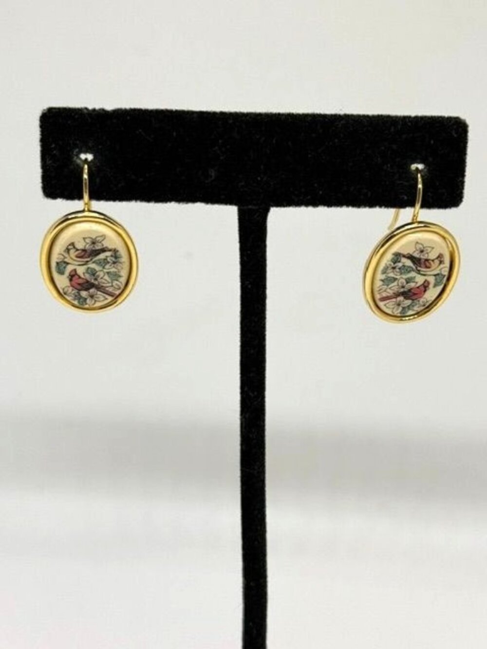 Vintage Barlow Oval Gold Tone Cardinal Bird French Hook Earrings
